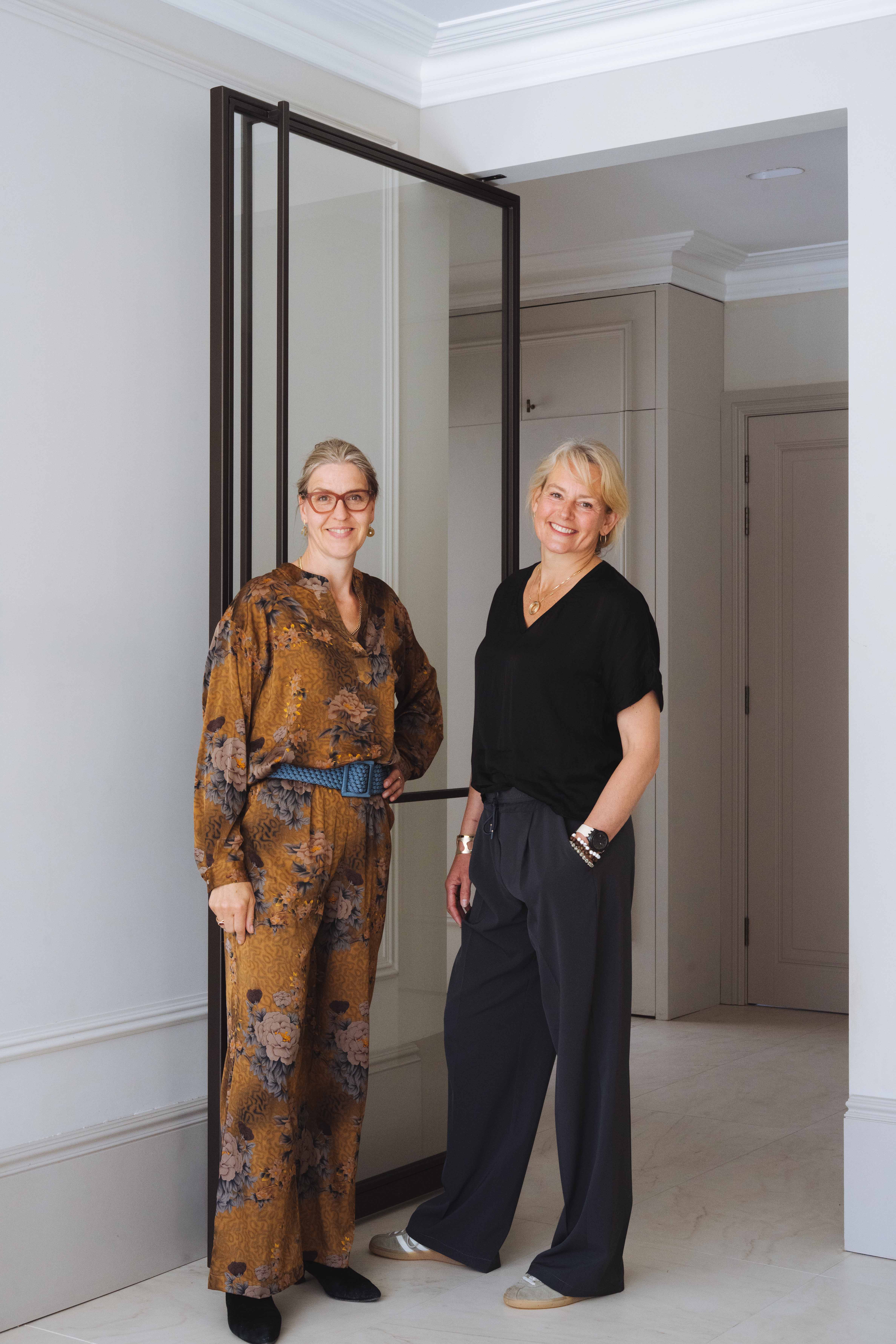 Renate van Beynum and Anna Eerdmans, the two founders of Studio Onesta.